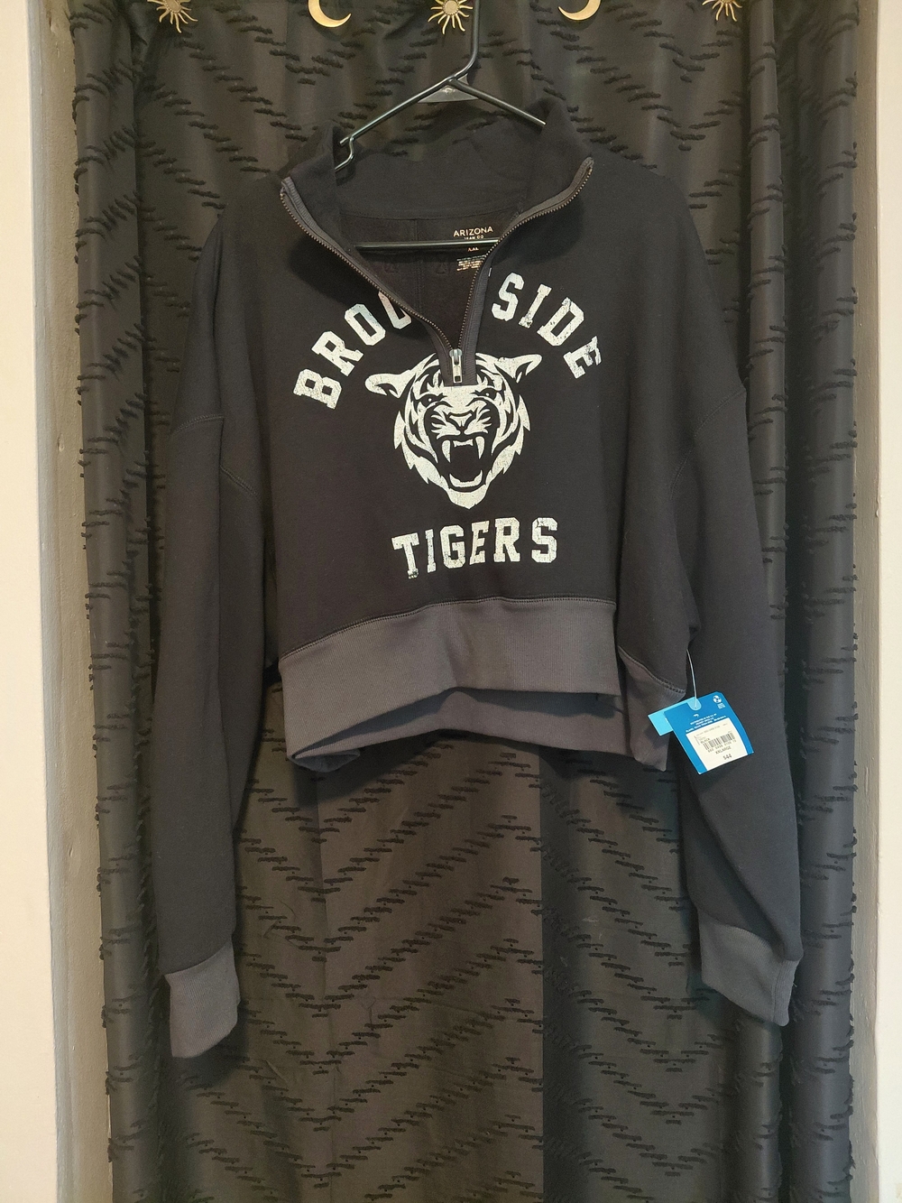 Brookside Tigers Black & Gray Quarter-Zip Cropped Sweatshirt